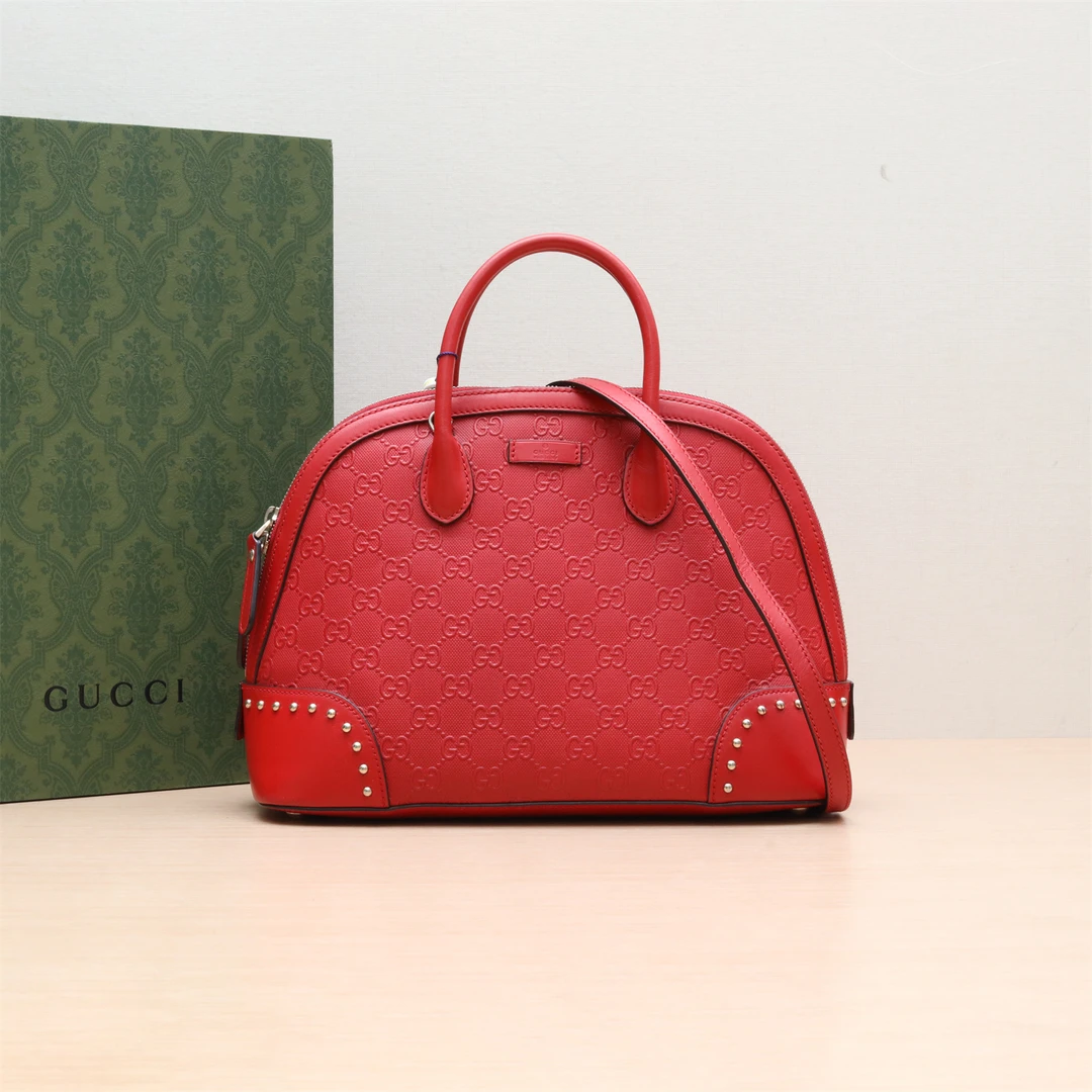 99新 GUCCI/古驰 铆钉 贝壳包 红色 皮革C P204927132
