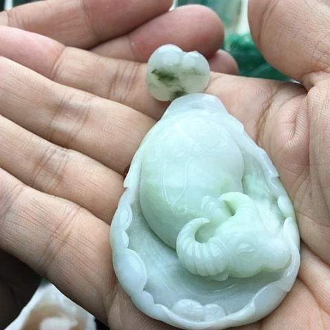 独山玉吊坠(不含链)未镶嵌老*