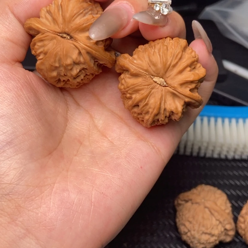 【闪购商品】文玩核桃吊坠三*