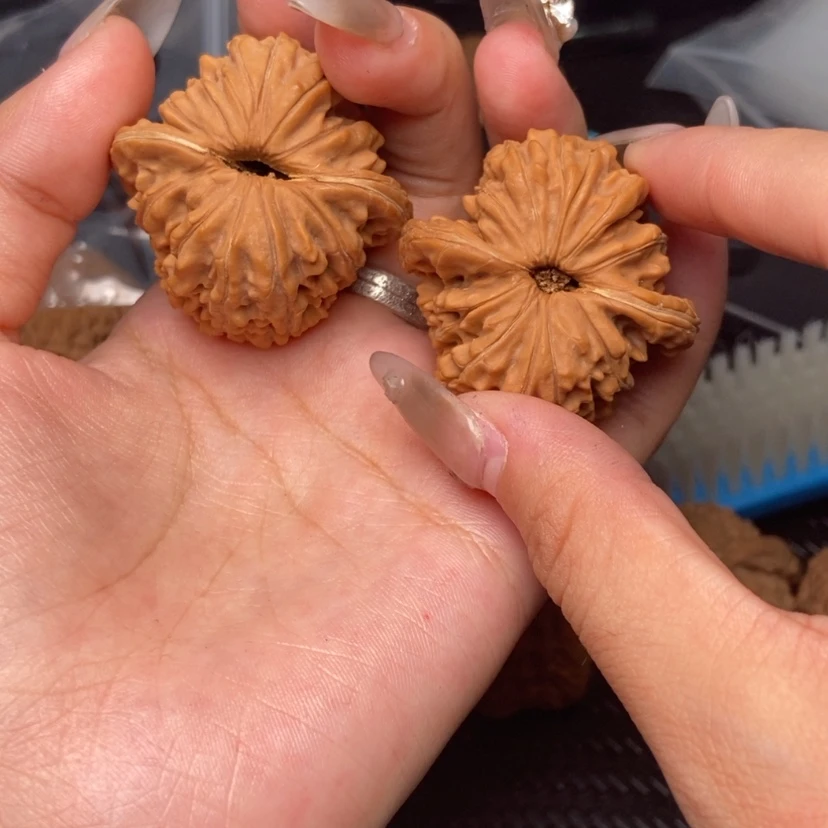 【闪购商品】文玩核桃吊坠三*