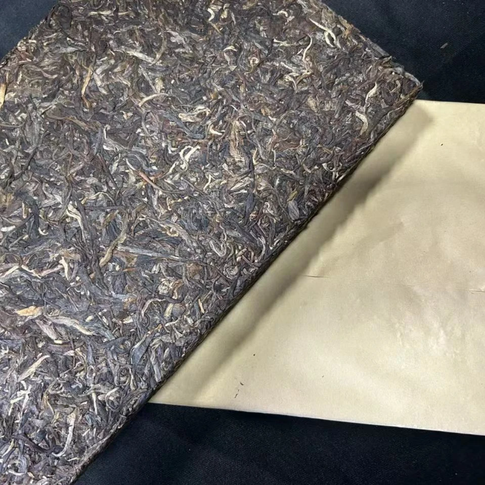 古树女王--2001年老生砖-- 1500克砖茶.生普