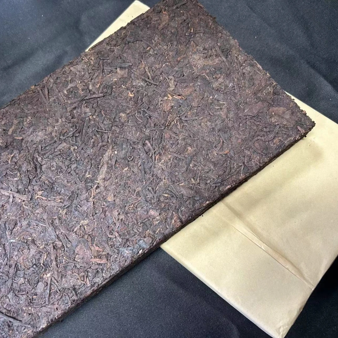 古树女王---1989年苹果香老熟砖--- 1500克砖.熟砖