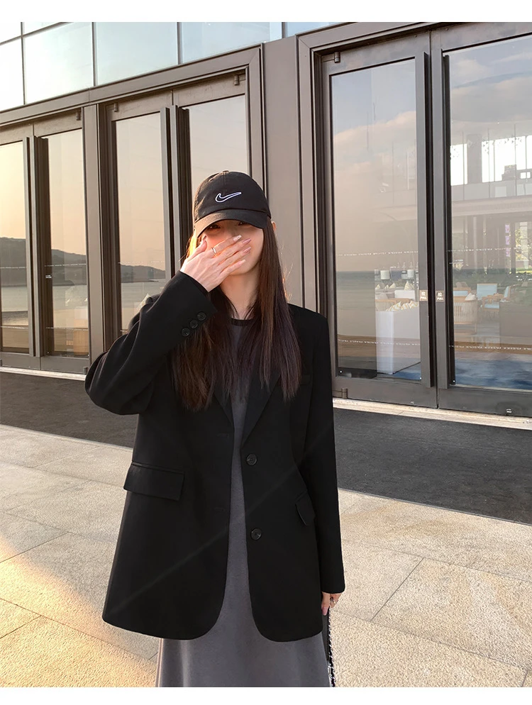 西装外套女春季新款小众设计感后开叉宽松小西装省钱风25028