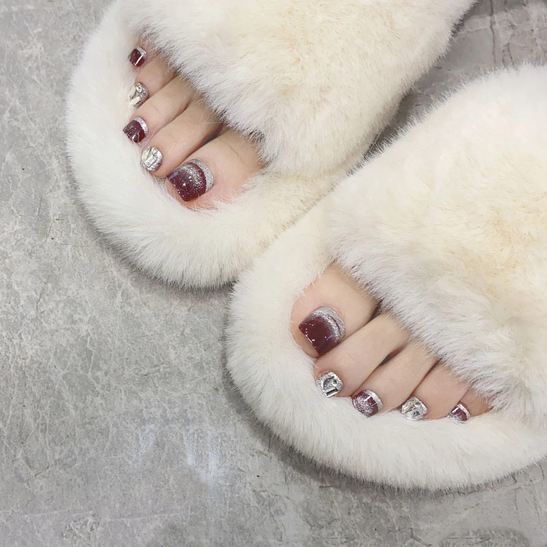银佳人红色闪粉气质时尚穿戴甲成品带钻酒红假脚指甲【脚指甲K21】