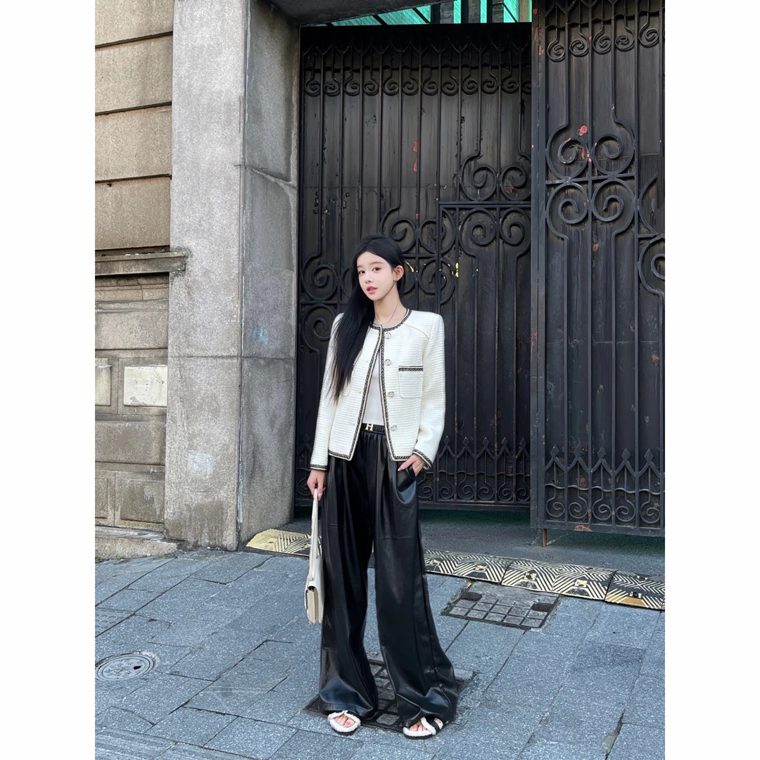 【Ula尤拉专属】2024新款晚月颂诗晨锐小香风外套上衣6655