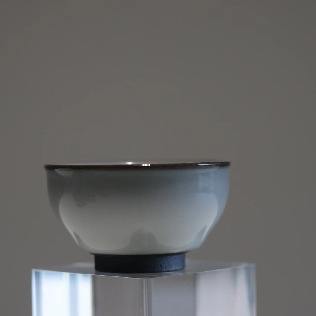 又一件张建柴烧品宋系列泉棕小碗杯浅灰