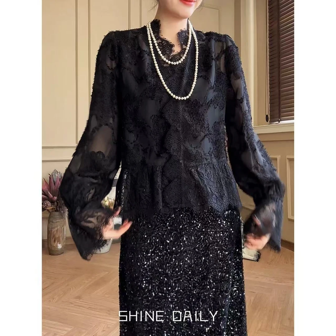 【舒芙蕾】法式V领提花透视感蕾丝花边上衣长袖