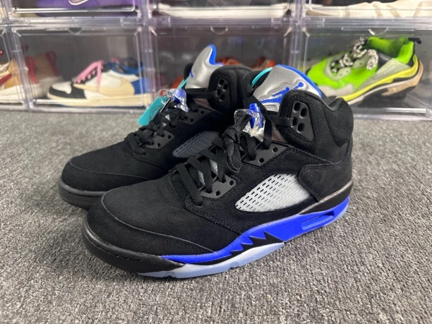 45码/aj5黑紫篮球鞋/全新原盒/公价1999