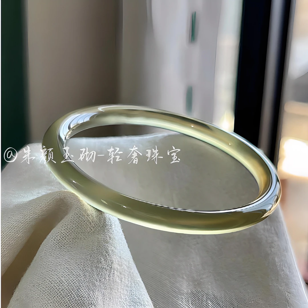 天然正品玉髓手镯女款远山黛苦茶绿玛瑙手镯送女友礼物多样性发一