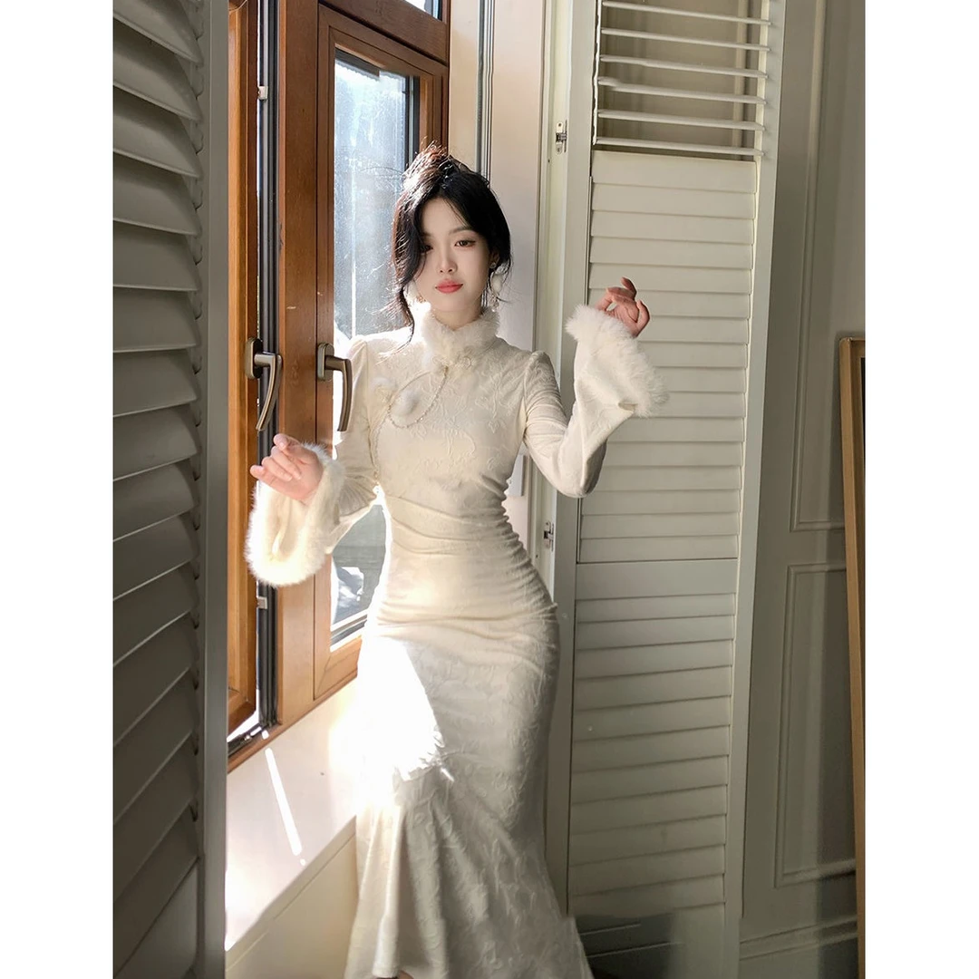 【北川雪】复古风新中式连衣裙千金超气质毛毛领旗袍冬季2025新款