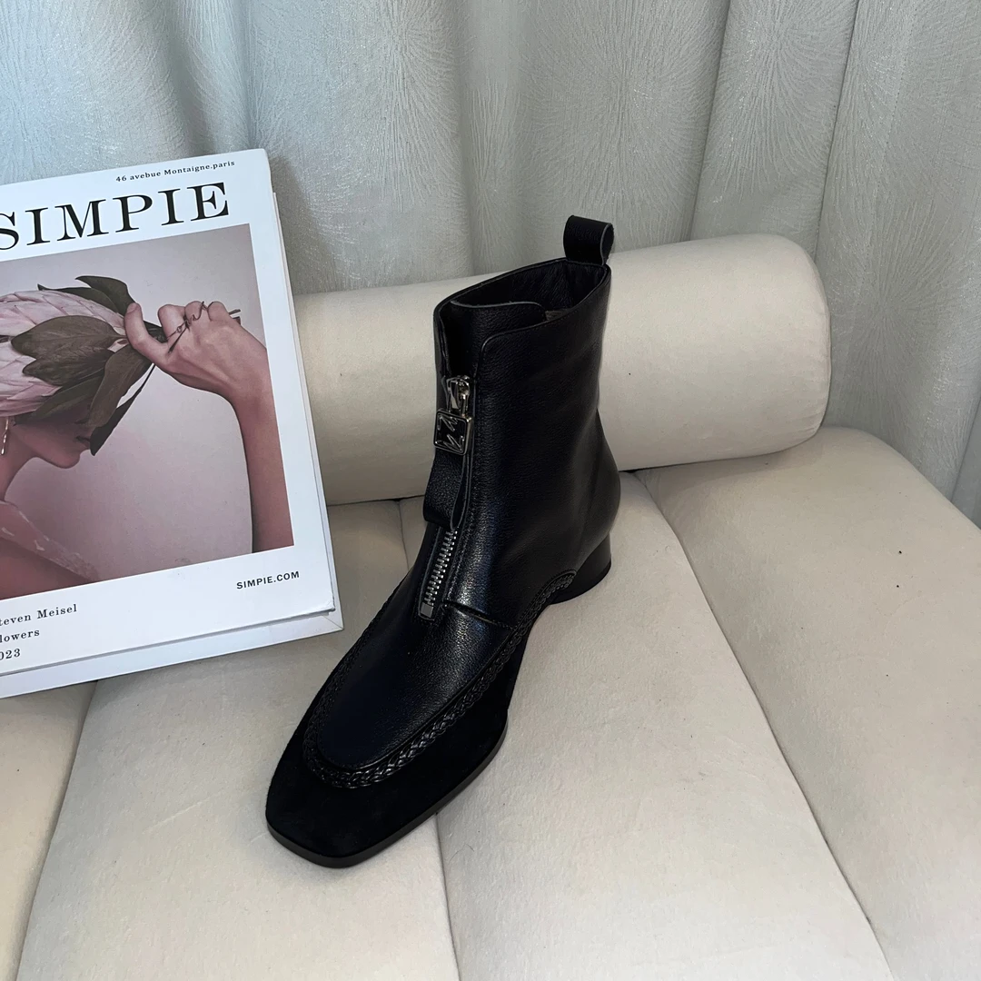 2024冬季新款法式复古小方头粗跟短靴时尚百搭洋气舒适女短靴