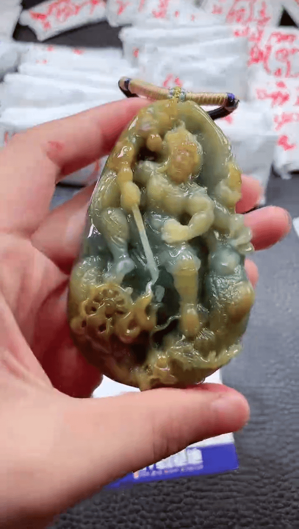 【闪购商品】翡翠颈饰未镶嵌00010776不动