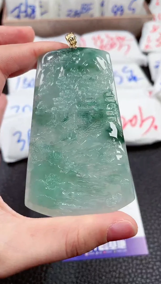 【闪购商品】翡翠颈饰18K金镶嵌00006449