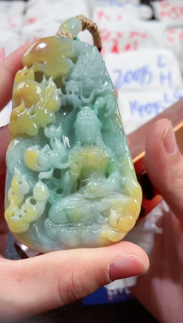 【闪购商品】翡翠颈饰未镶嵌00004107