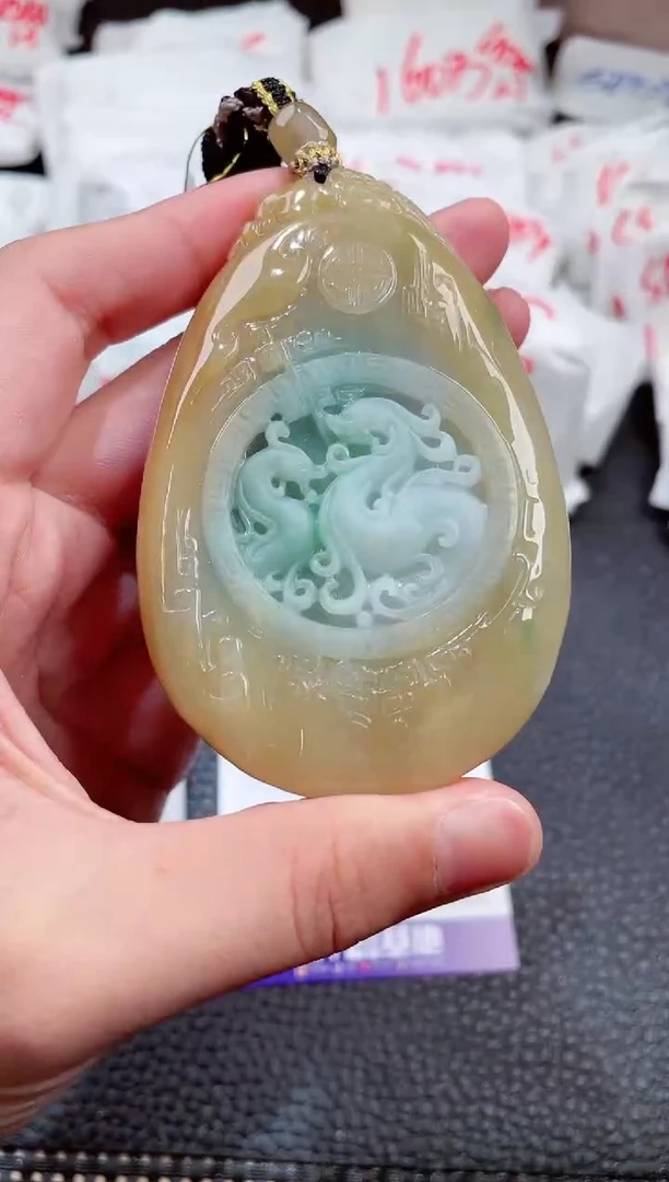 【闪购商品】翡翠颈饰未镶嵌00007425