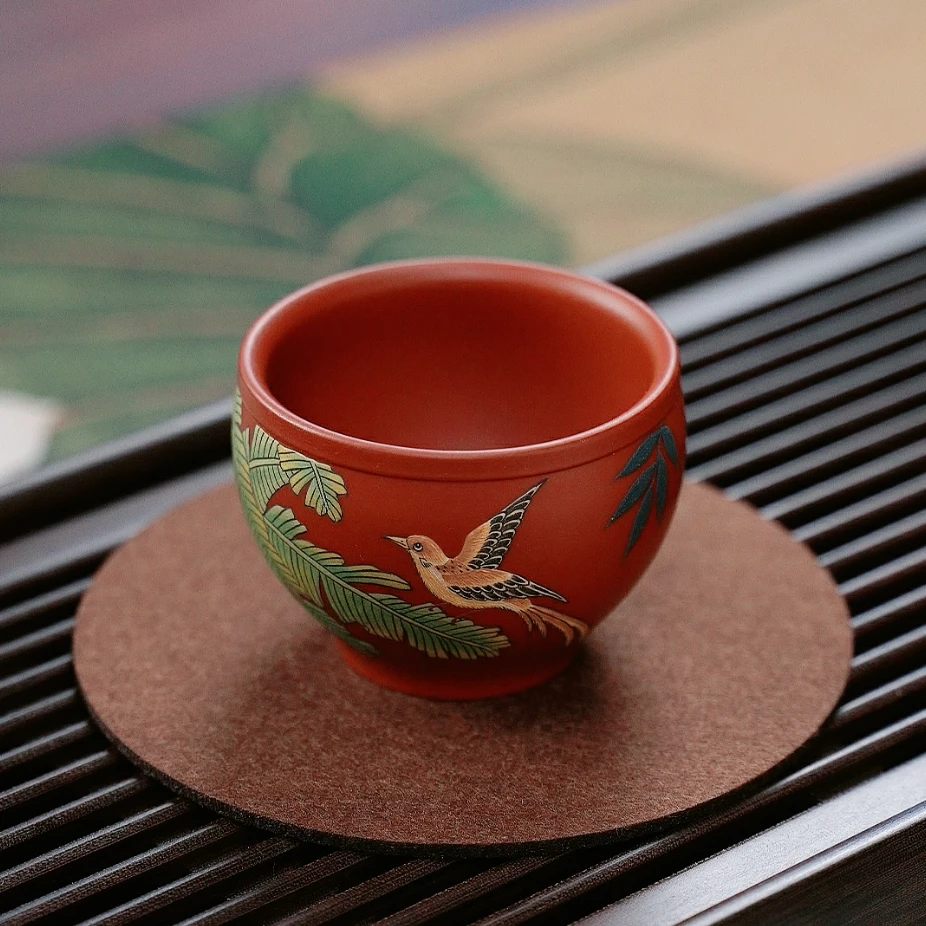 7103   宜兴紫砂茶具  大红袍堆绘小鸟主人杯  FSY  110cc左右