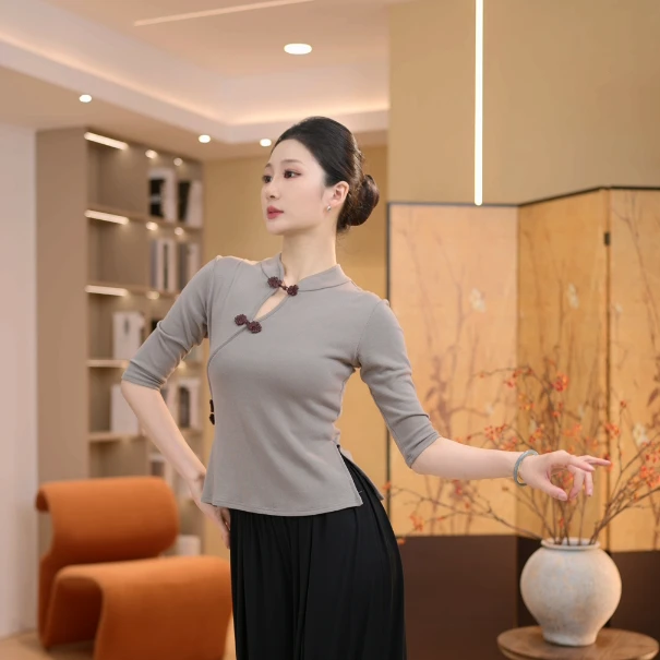 3215 D古典舞蹈服装时尚镂空上衣盘扣旗袍领长袖练功服修身形体