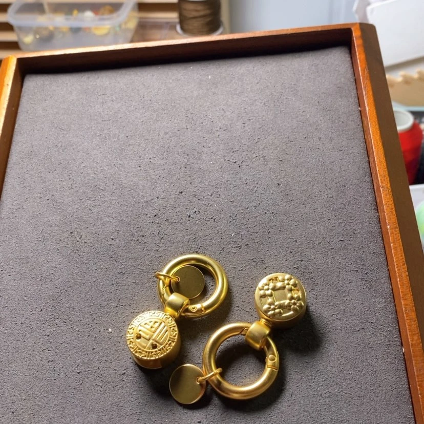 【闪购商品】2个金色福子口