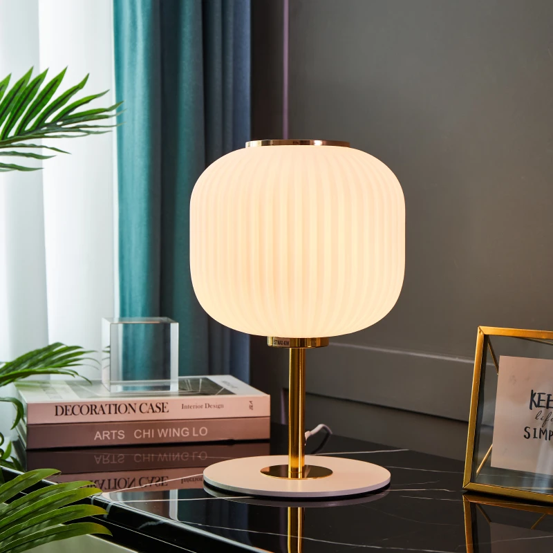 北欧轻奢台灯卧室床头简约现代客厅婚房高级感奶油日式侘寂风台灯