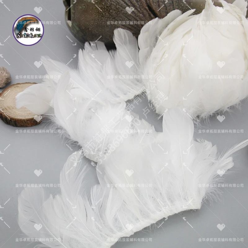 供应大量天然白天鹅毛中飘布条彩色羽毛厂家批发直销灯具羽毛制品