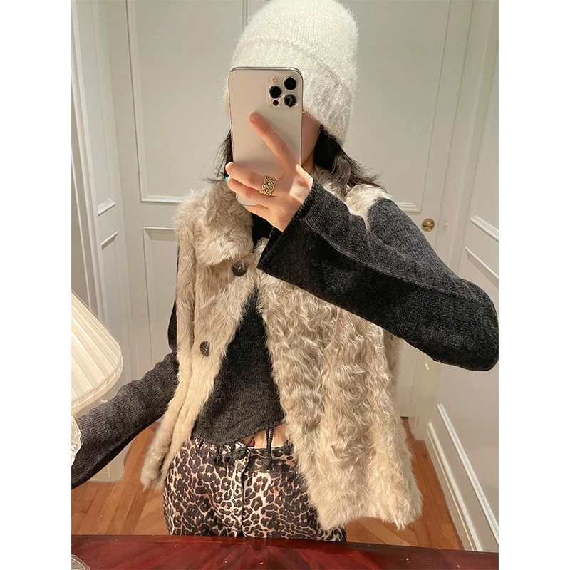 杨小妖小湖羊马甲 老钱风皮毛一体双面穿皮草女士新款马甲秋