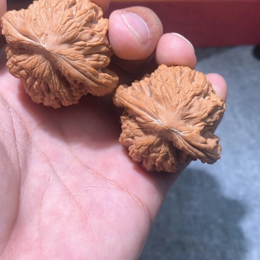 文玩核桃吊坠堂虎60