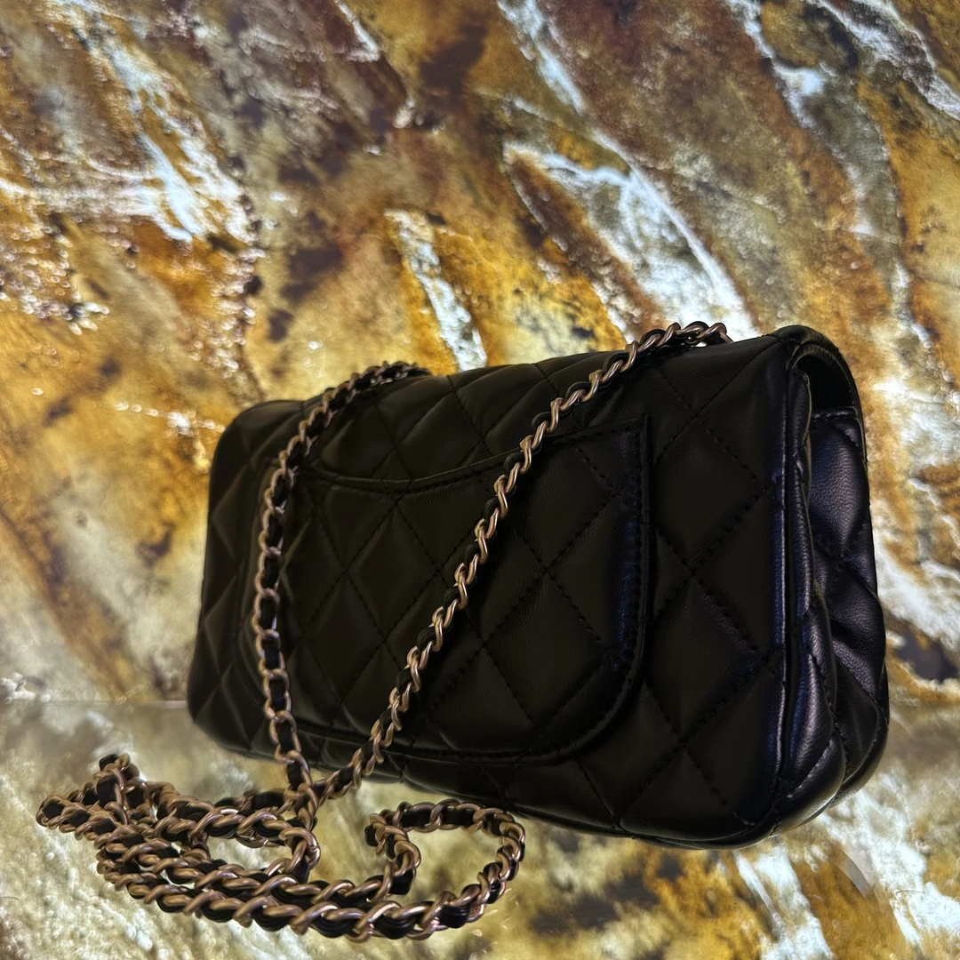 HIRMRIS手工真皮包550928-黑  细链金球香