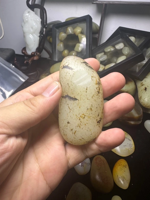 和田玉定制雕刻。