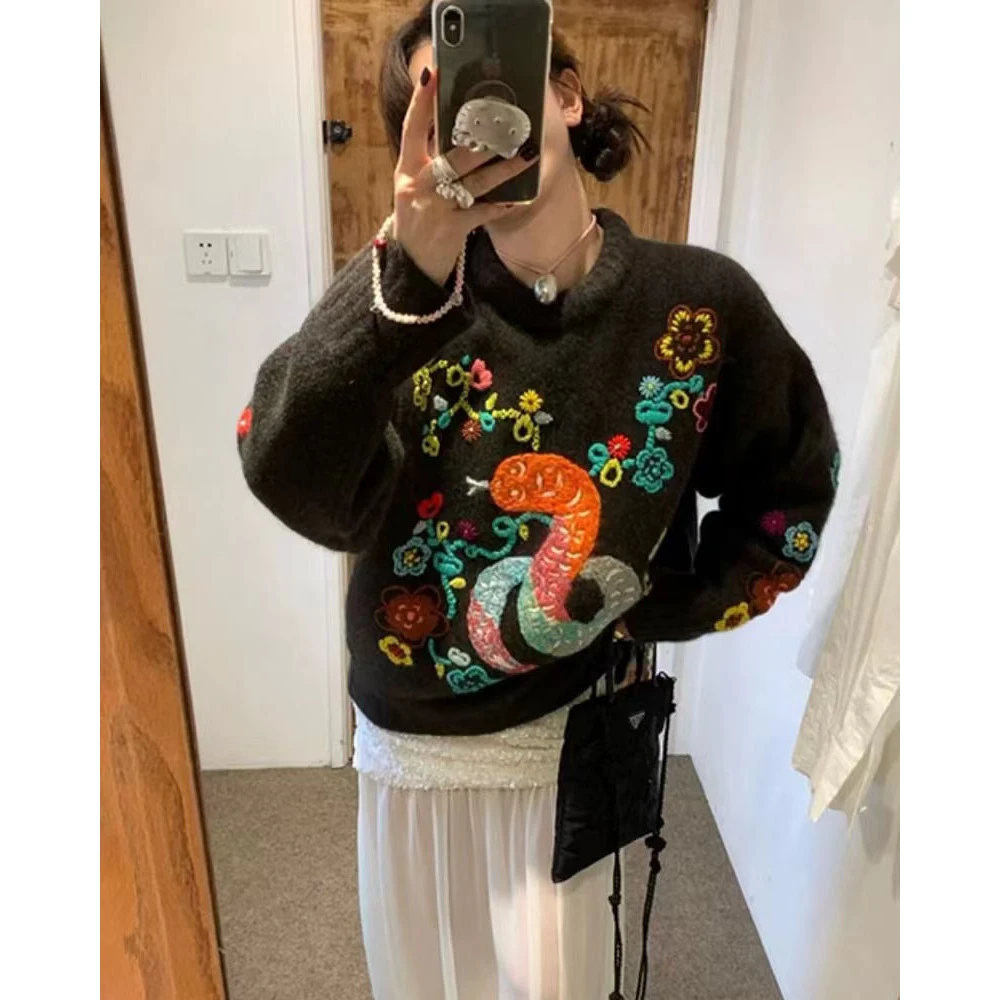 【彩色花蛇】秋冬蛇年美拉德重工设计感慵懒风毛衣.Y521