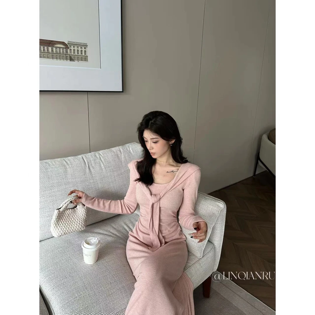 【林千入】新款气质修身收腰高腰温柔秋冬打底设计感连衣裙