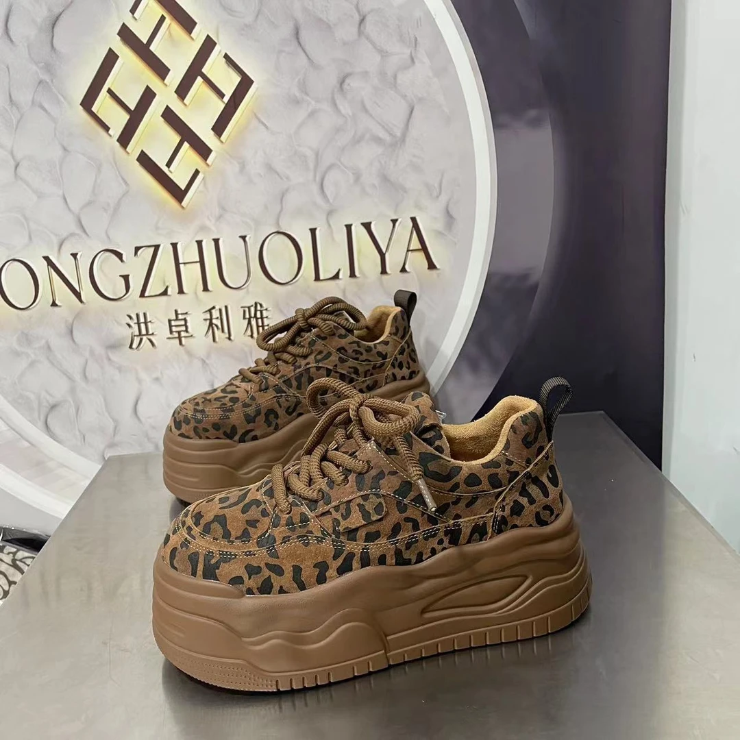 5099-1四季新款2024圆头系带韩版简约休闲板鞋潮流百搭红色时尚