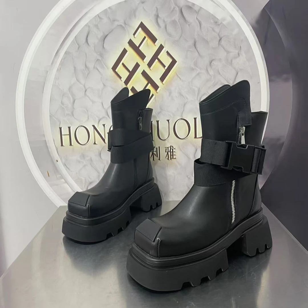 878-1新款2025单里精品百搭潮流马丁靴中筒烟筒黑色女士春秋