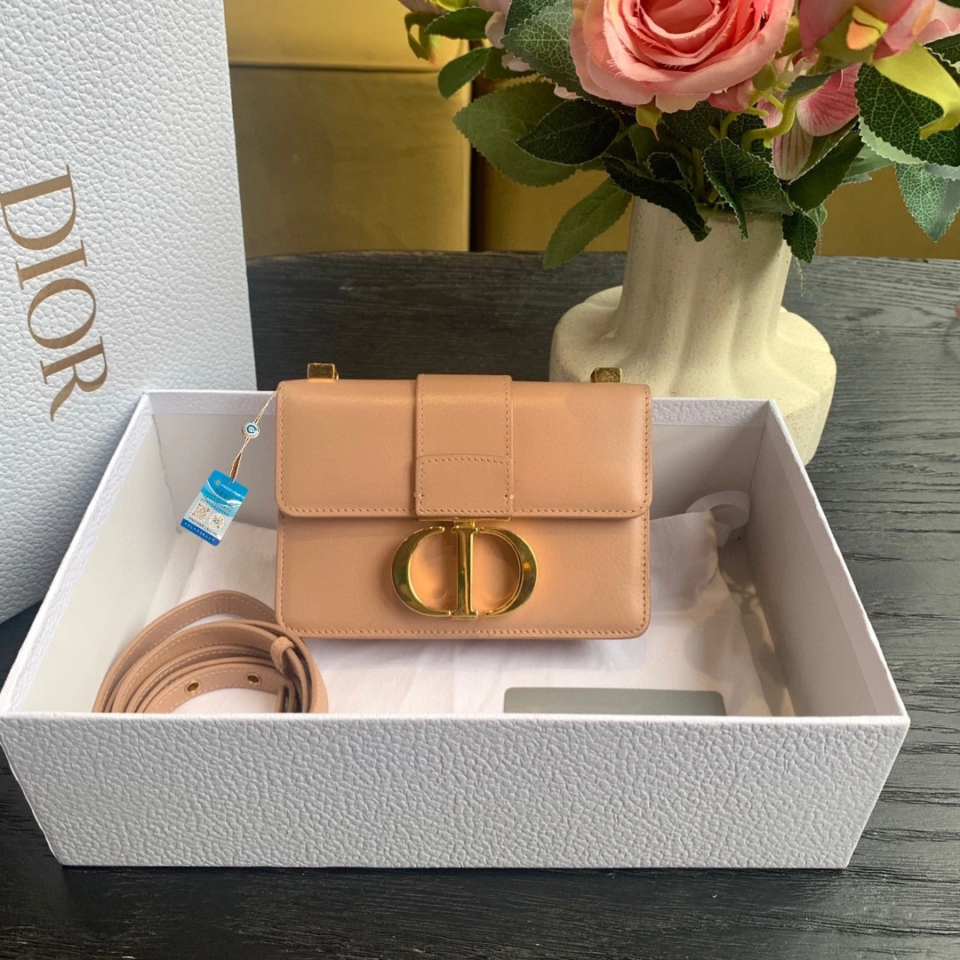 95新 DIOR/迪奥 迪奥 mini粉色蒙田盒子/SP21663