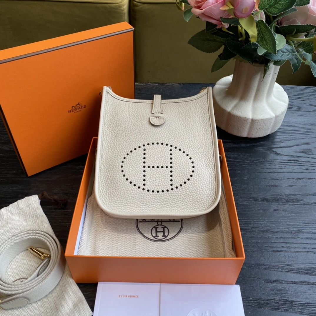 全新未使用 Hermes/爱马仕 /伊芙琳mini 冰川白 B刻 金扣/