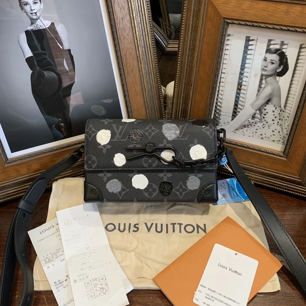 99新 LouisVuitton/路易威登 /草间弥生 黑白波点 芯片款/sp21405