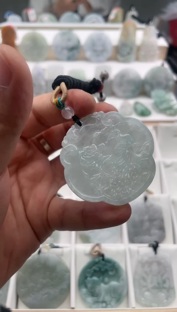 【闪购商品】翡翠颈饰未镶嵌....11/10/271