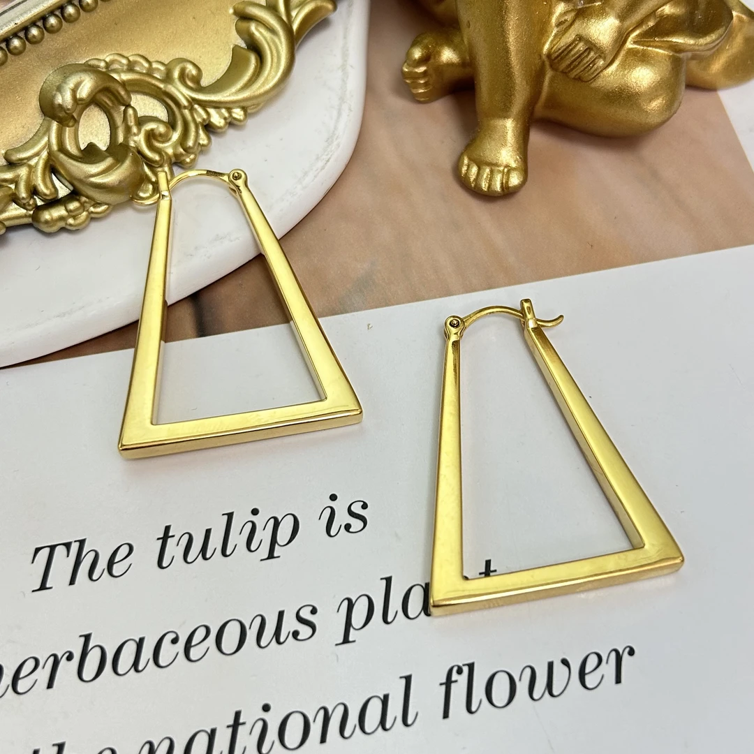 足金999黄金5D无氰时尚硬金气质个性耳环百搭耳饰三角形耳扣8.99