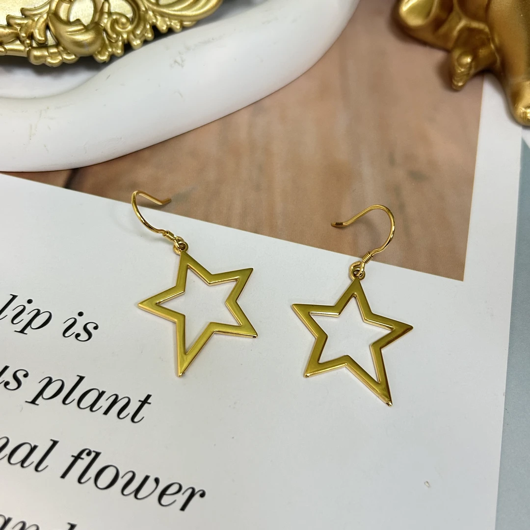 足金999黄金5D无氰时尚硬金五角星耳勾4.03