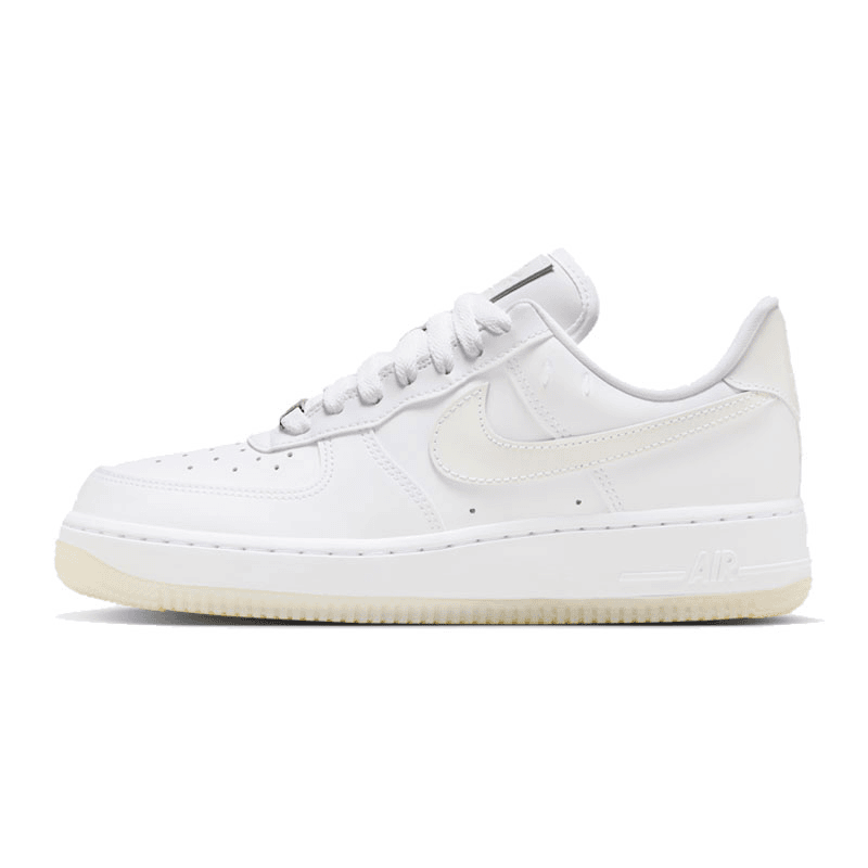 Nike耐克女子AIR FORCE 1 空军一号运动休闲鞋FZ5531-111