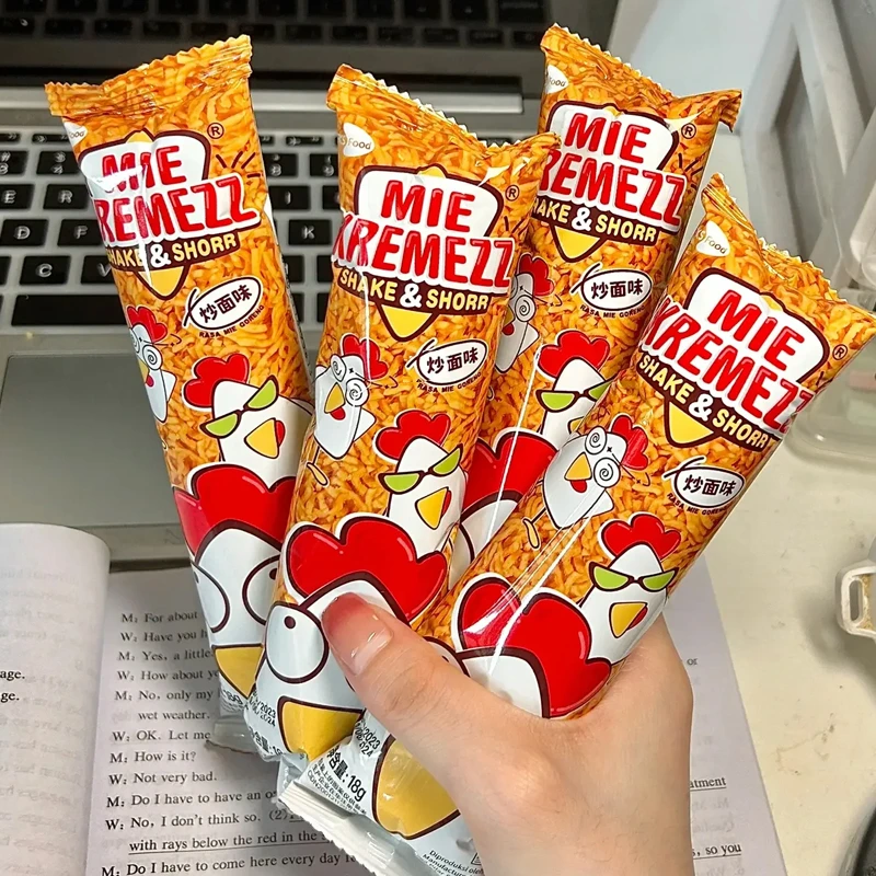 印尼进口MIE KREMEZZ炒面风味碎碎面小鸡干脆面儿童解馋休闲零食