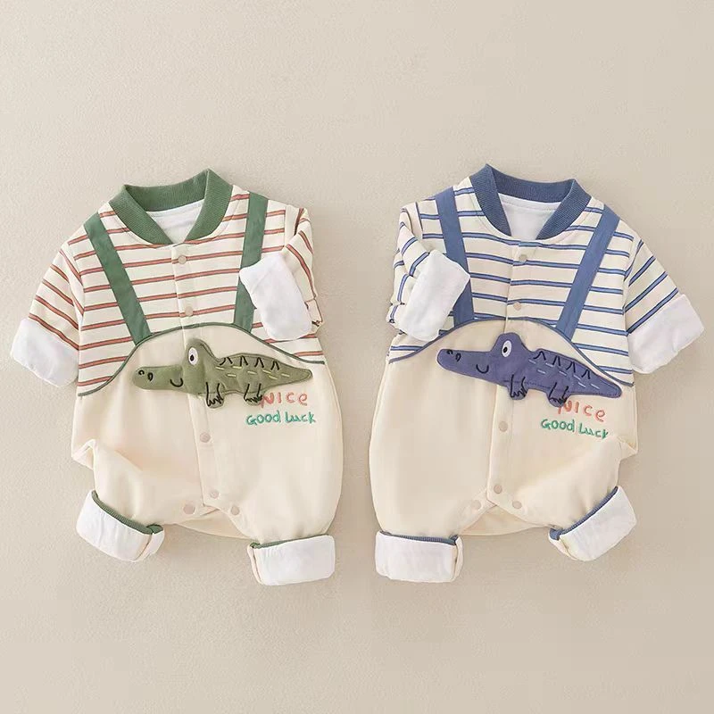 春装新生婴儿衣服春装双层外套男宝宝可爱小鳄鱼连体衣外出爬服