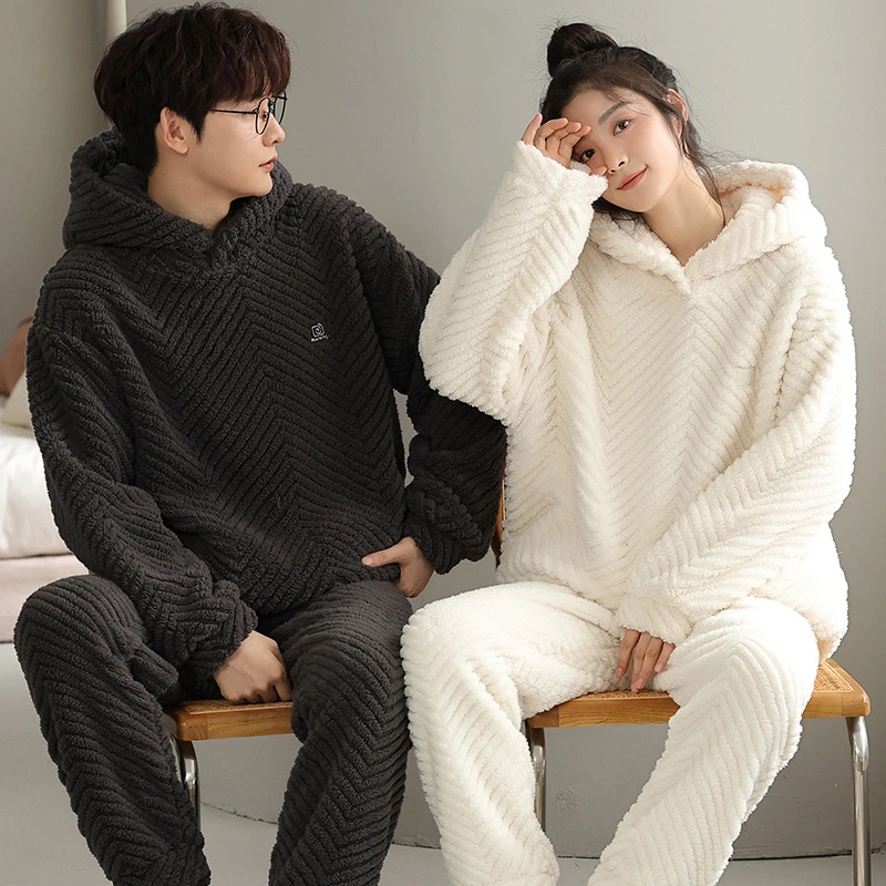 啄木鸟情侣睡衣男女款秋冬季珊瑚绒加厚加绒连帽宽松休闲家居服