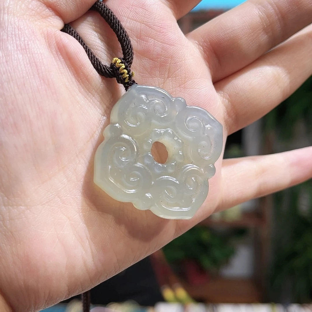 【闪购商品】岫玉颈饰未镶嵌
