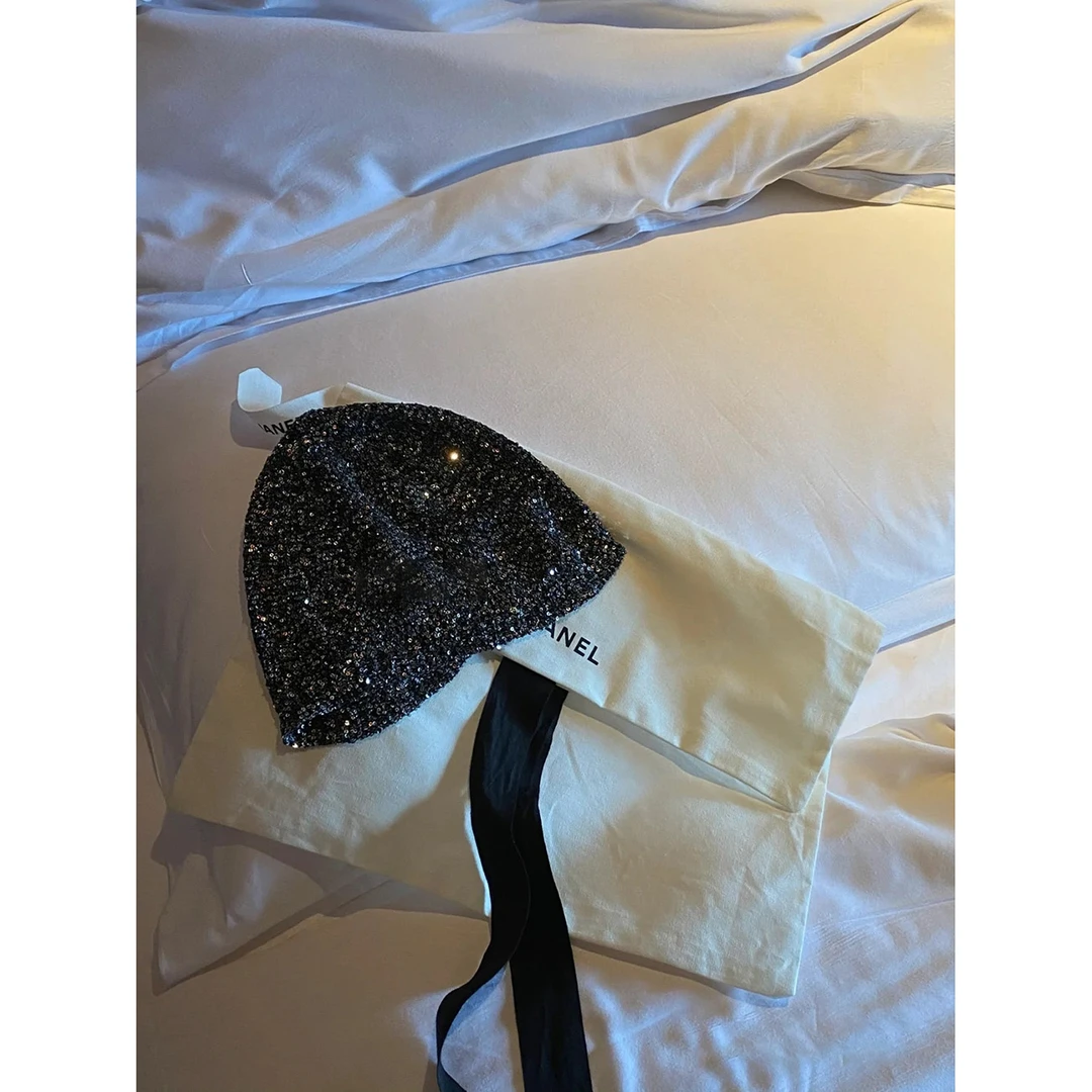 1423 时尚亮片双C针织帽