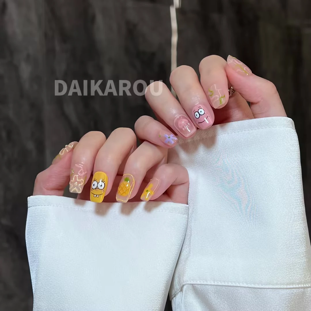 比奇堡贝 黛卡柔 预售  铁刘海 中梯  手工穿戴甲10片