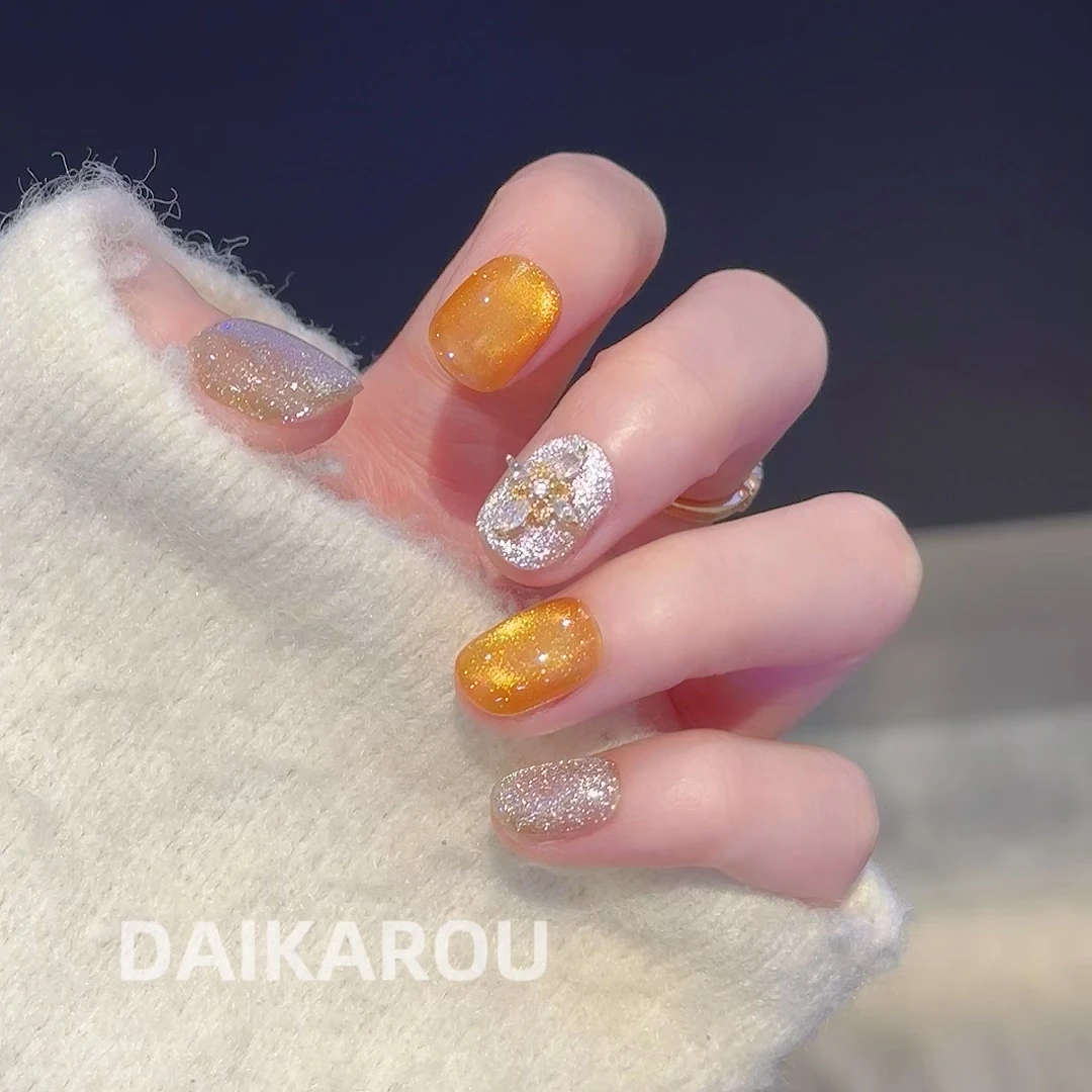 白日金焰 黛卡柔 预售 哇擦么 此度 短椭圆 中椭圆手工穿戴甲10片