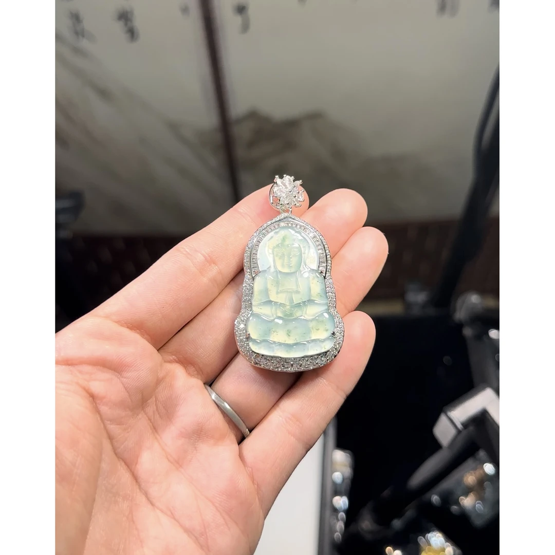 【雍天下】天然A货翡翠高冰种观音多样性发一件A1