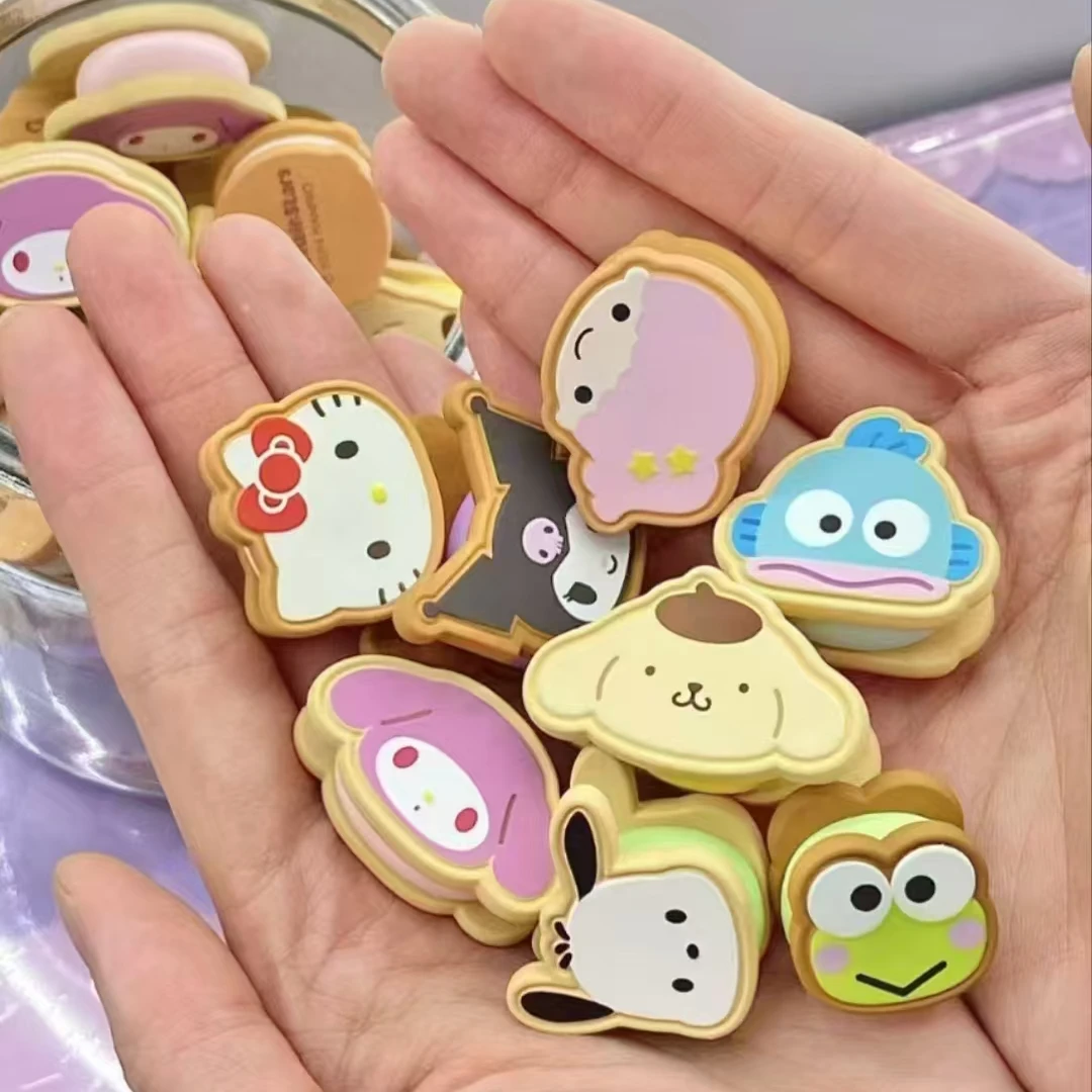 【奶糕潮玩】三丽鸥家族夹心饼干系列糖果粒盲盒