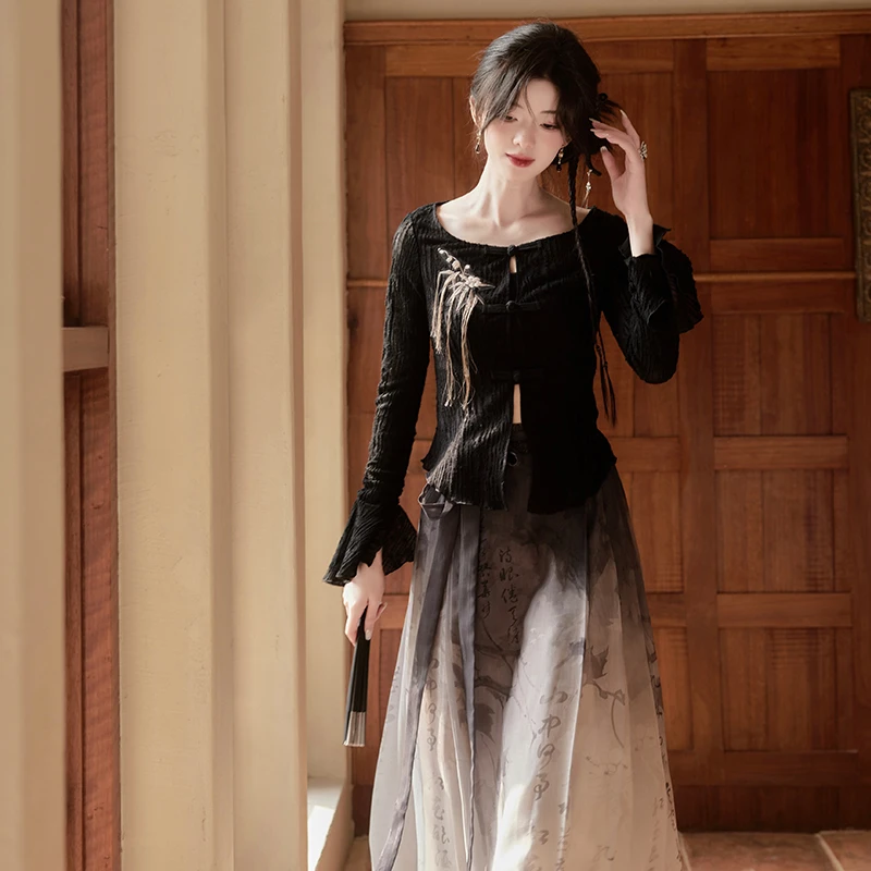 十三余[山中书事]春国风日常开衫改良马面裙