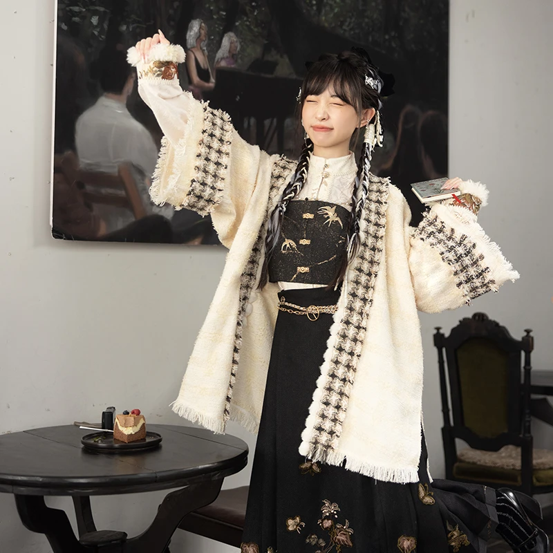 十三余[复照苔痕]秋冬季国风长款日常汉元素改良马面裙